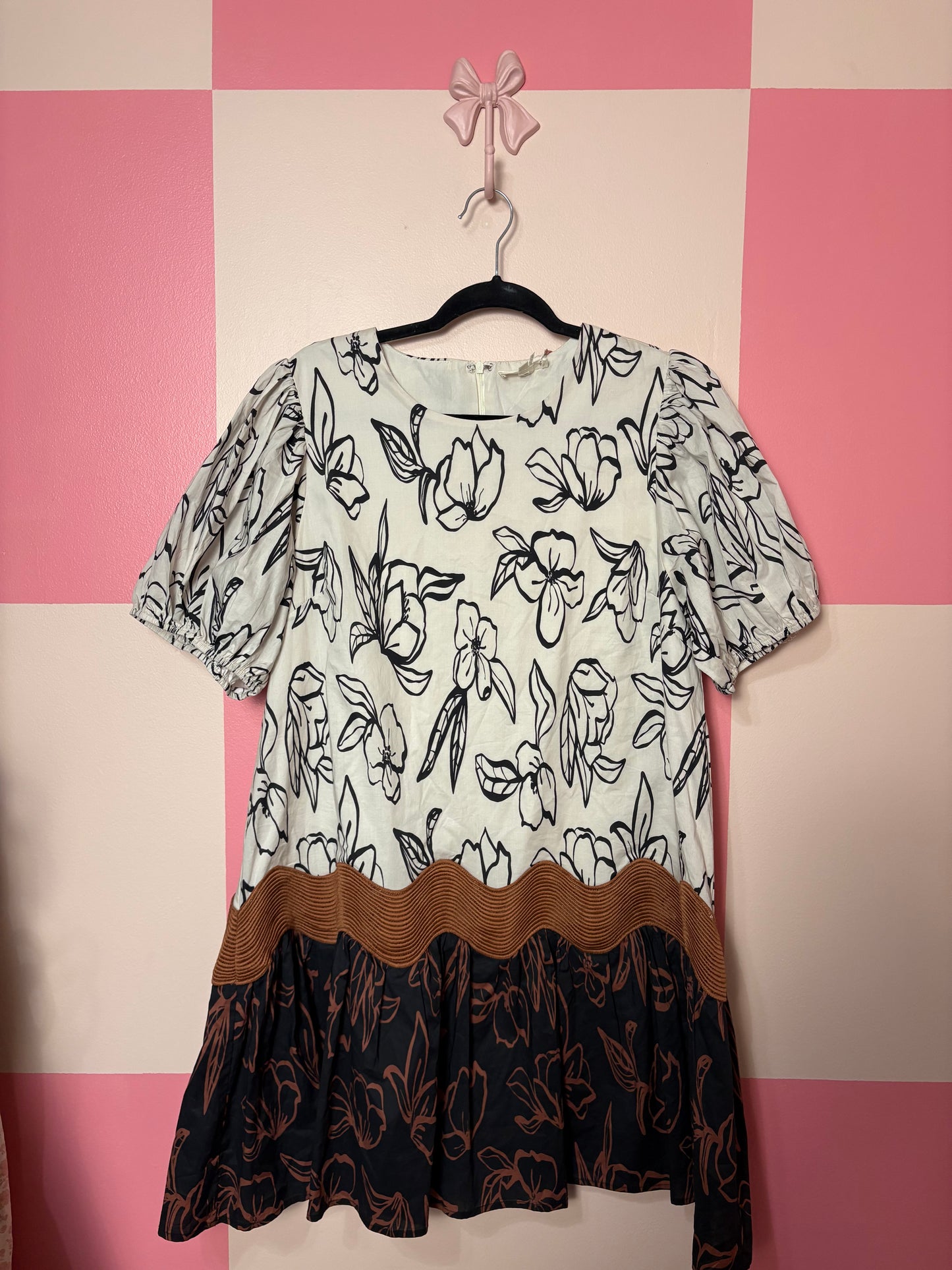 Entro dress - size large