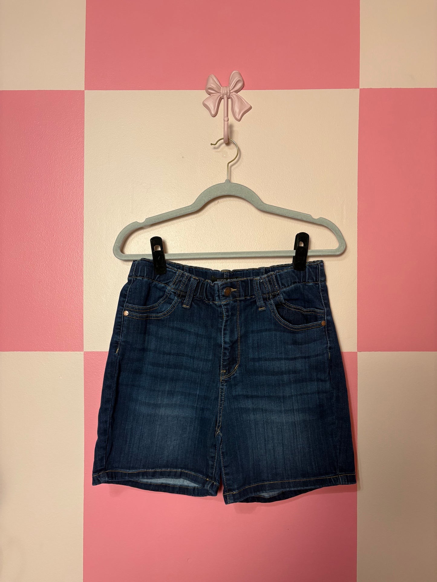 Judy Blue shorts - size large