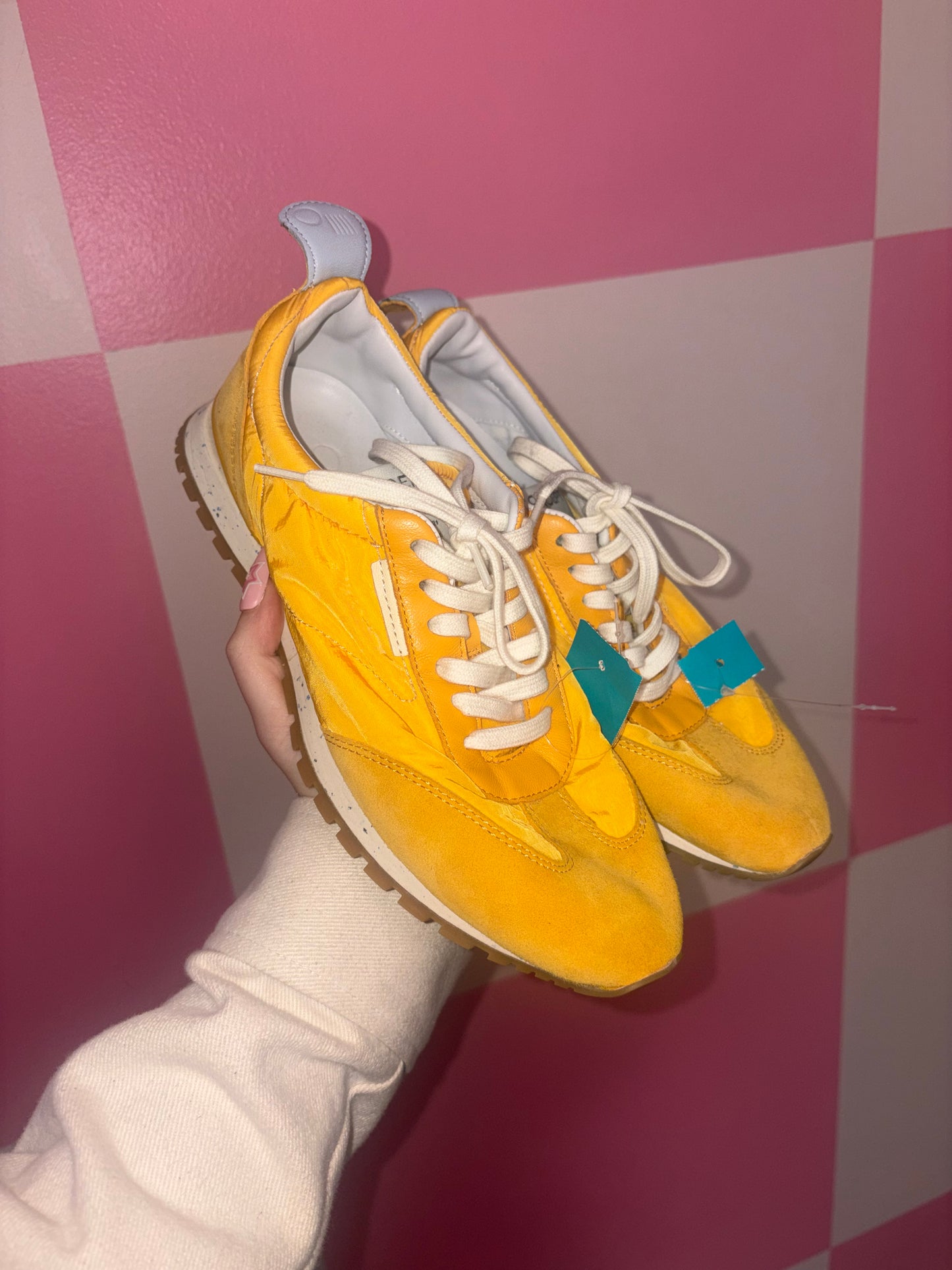 Oncept shoes - size 6.5