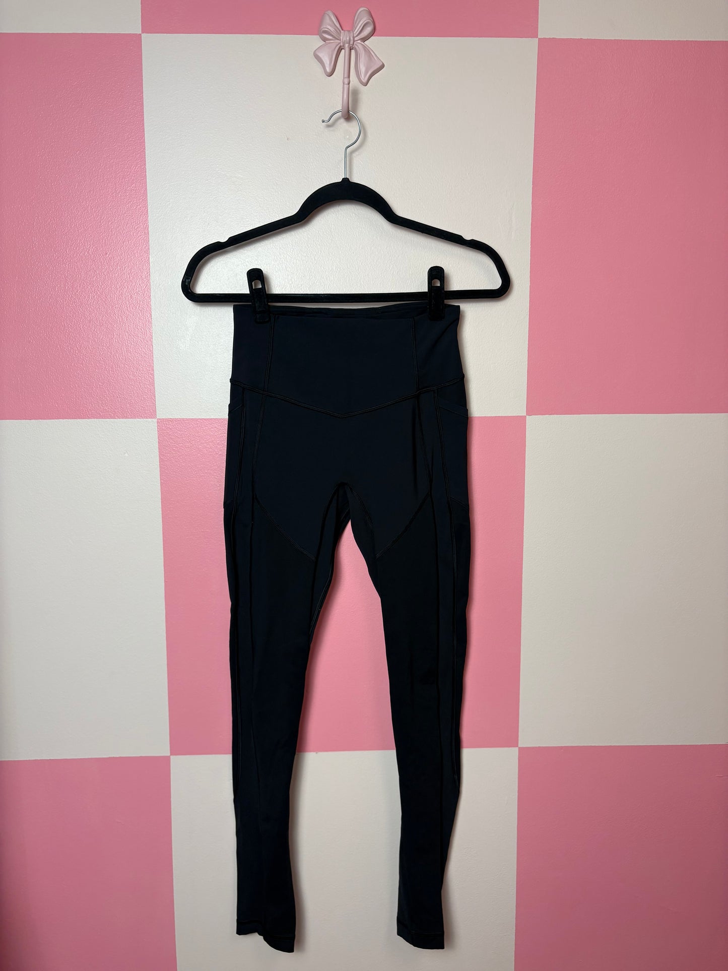 Lululemon leggings - size 6