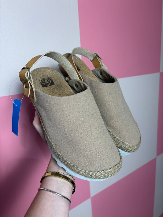 Reef - size 8