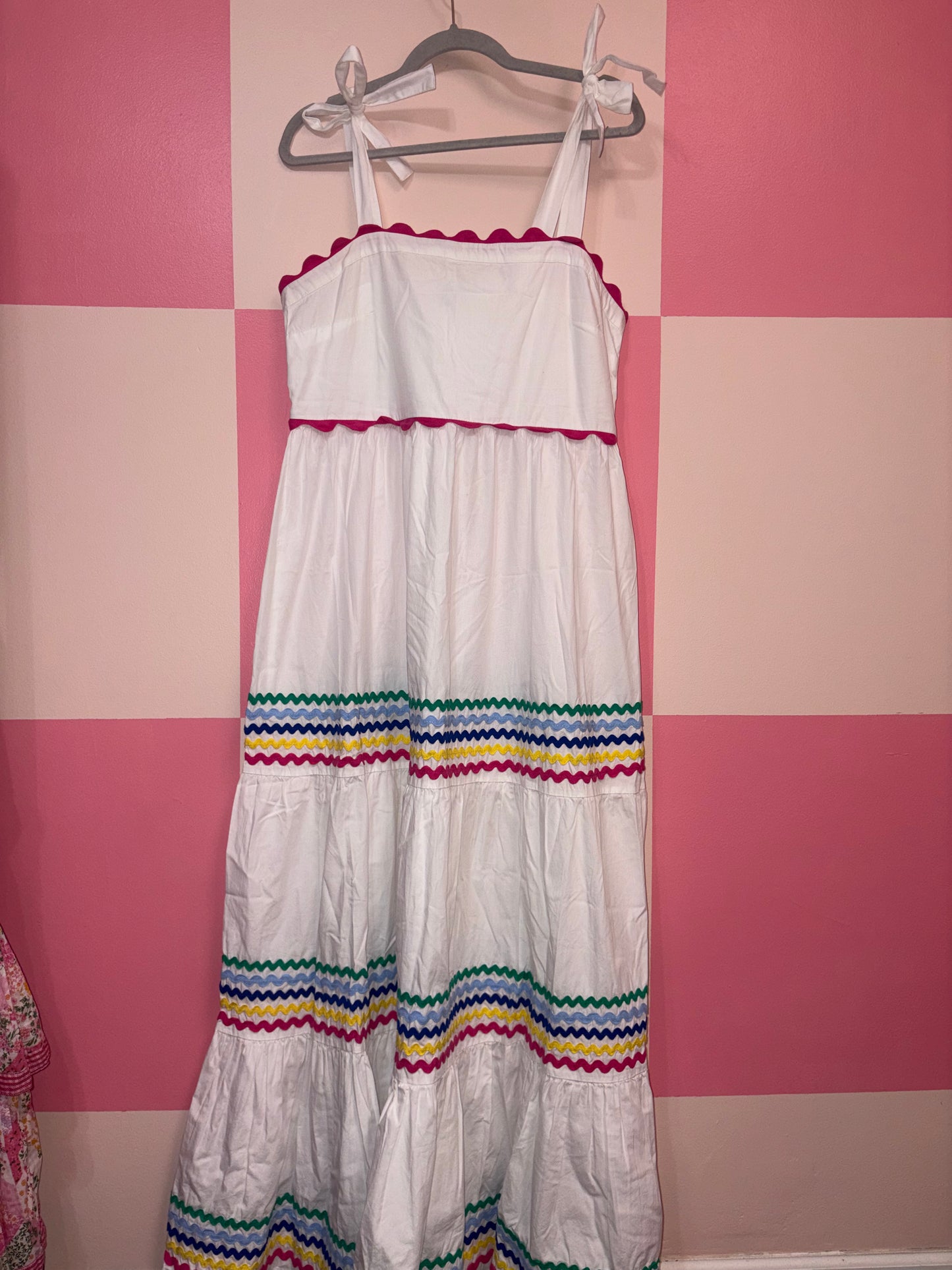 Crown & Ivy dress - size large