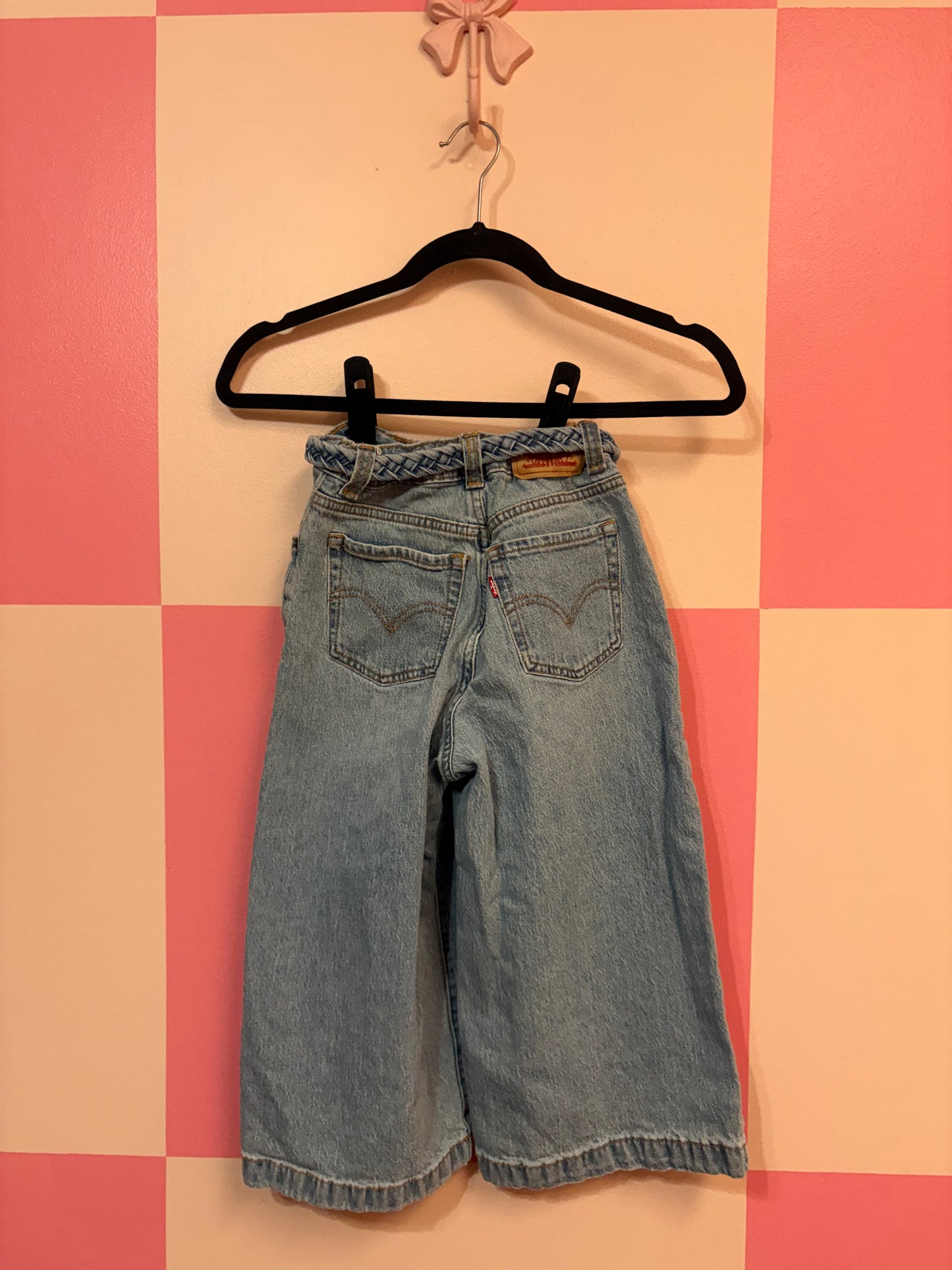 Levi jeans - size 8