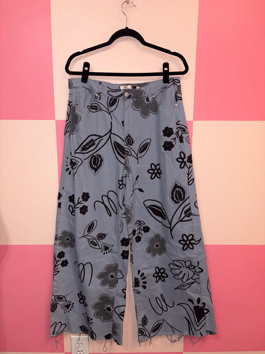 Easel jeans - size medium