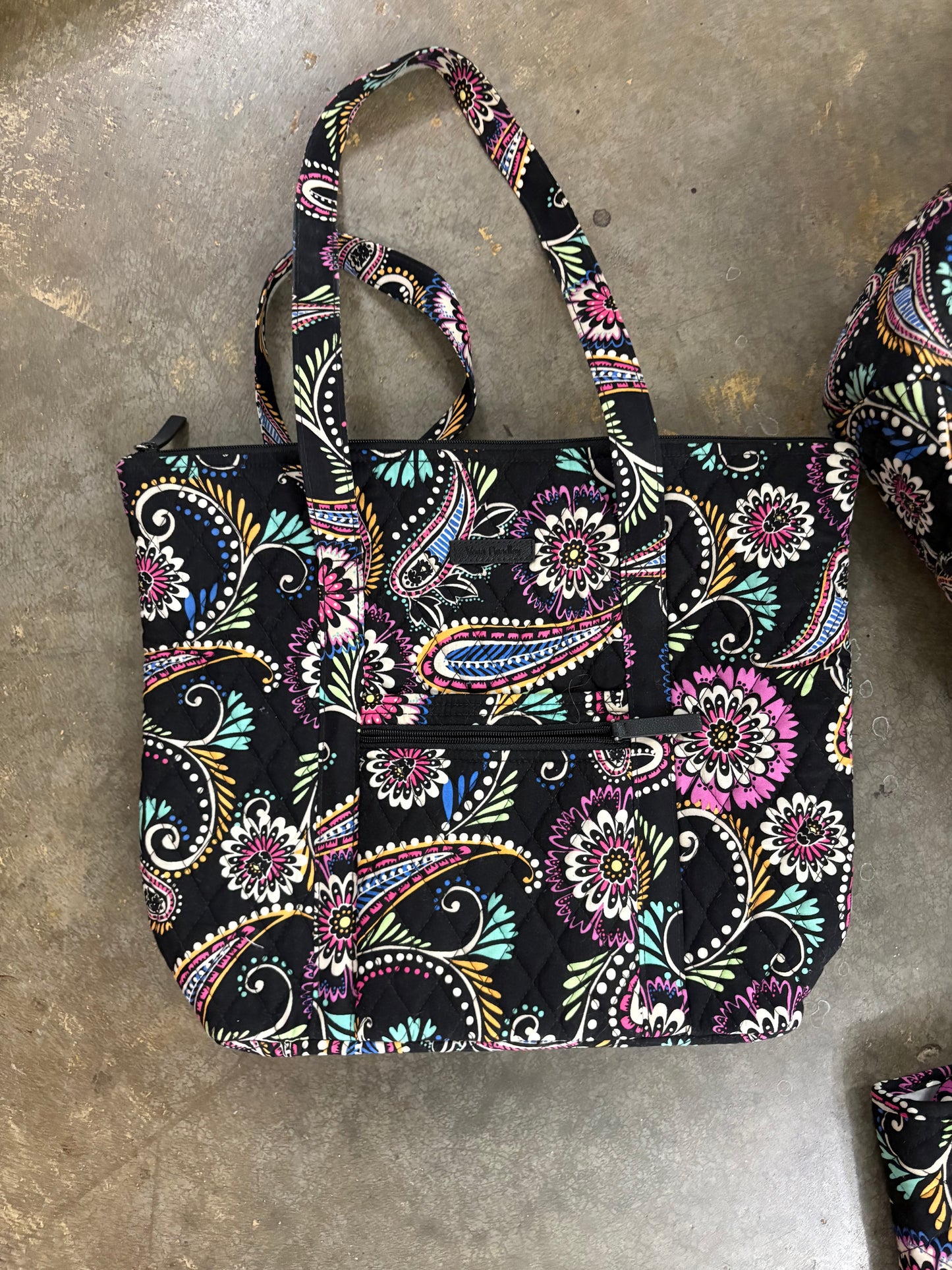 Vera Bradley travel set - more pics attached