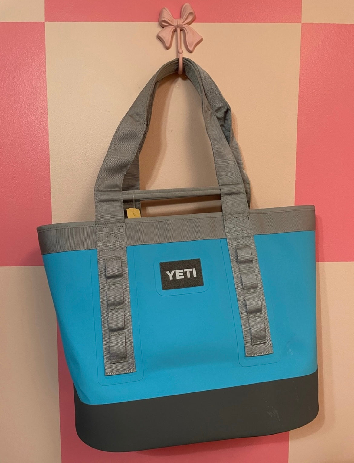 Yeti Camino 35 in Reef Blue