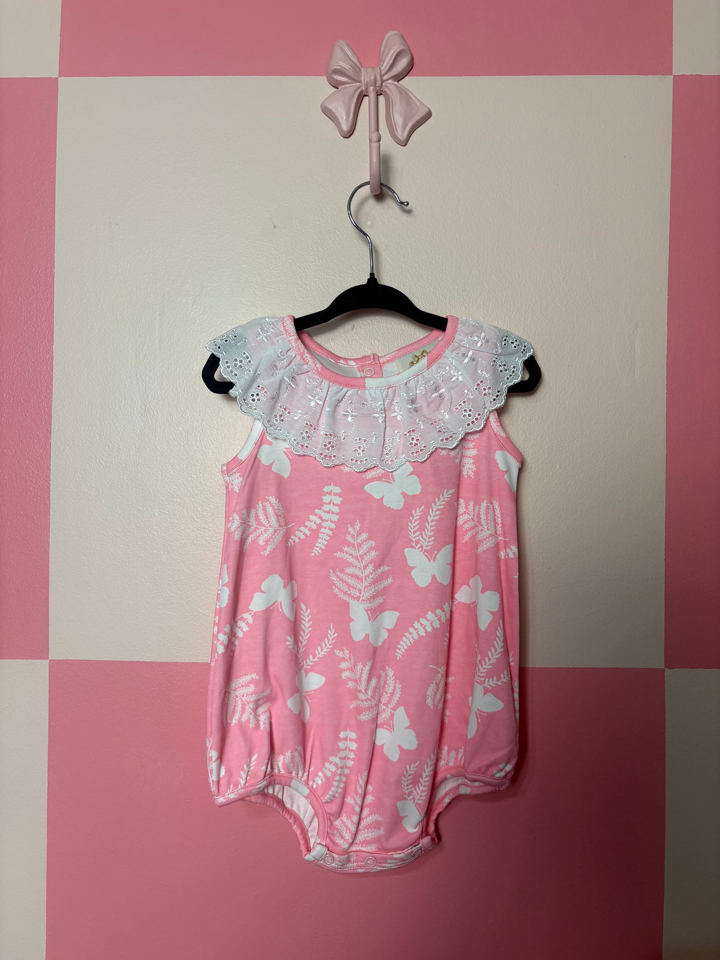 Beaufort Bonnet onesie 12-18m